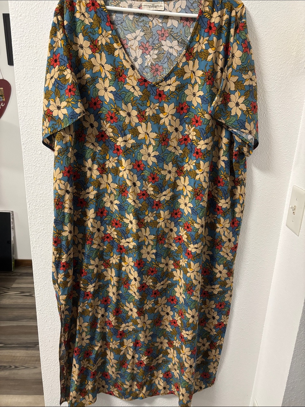 NATURAL LIFE Floral V-Neck Maxi Dress in Teal, Cream and Red